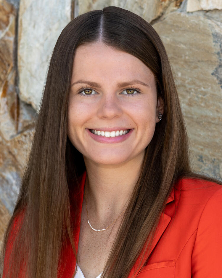 Breana Schneidewind Photo